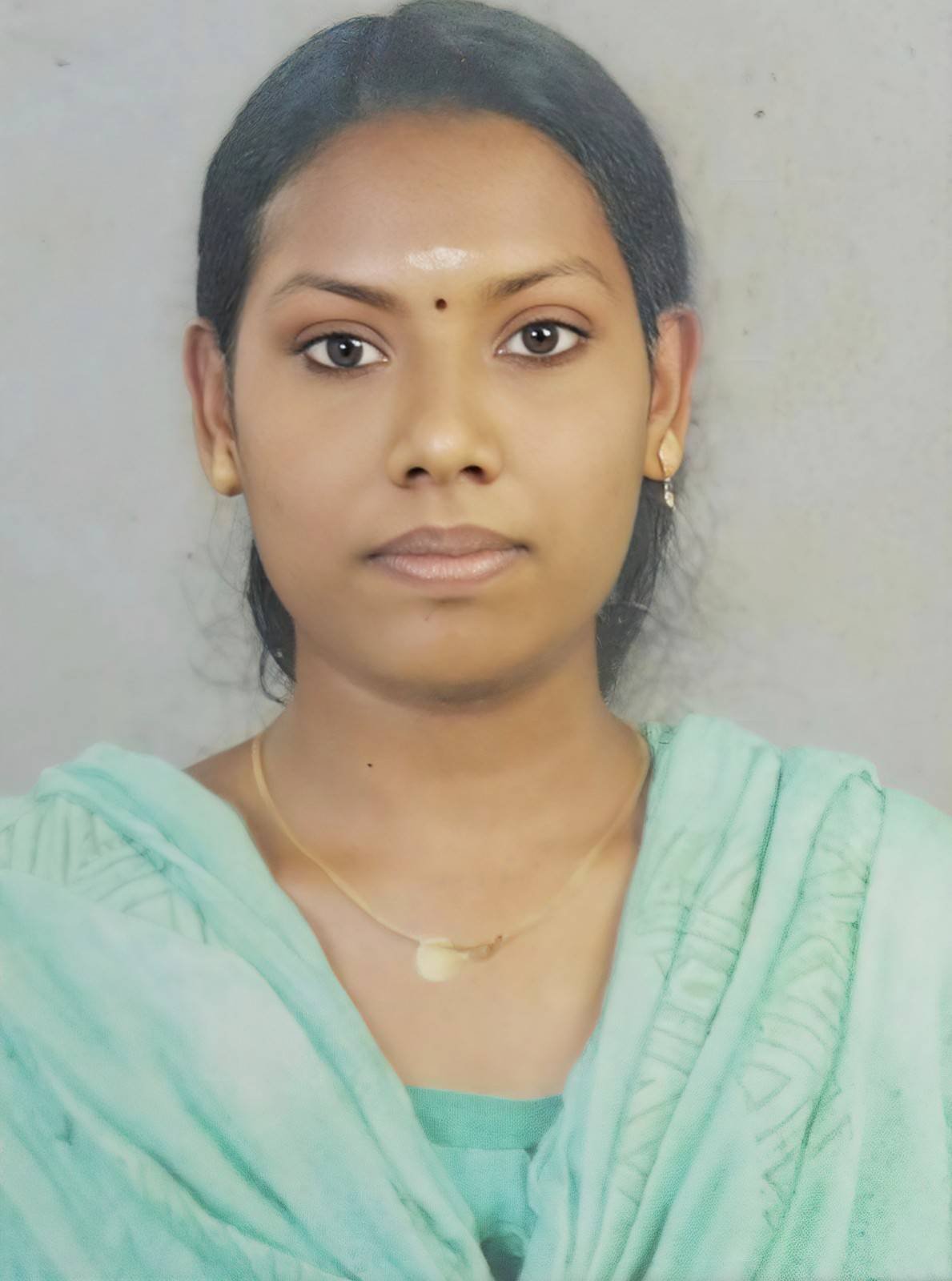 ANUSHA G